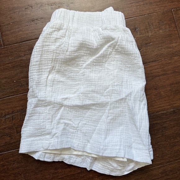 White Cotton Linen Shirt & Shorts Set - Picture 4 of 7